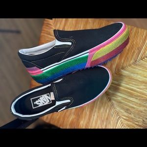 🌈Classic slip on Rainbow glitter platform Vans